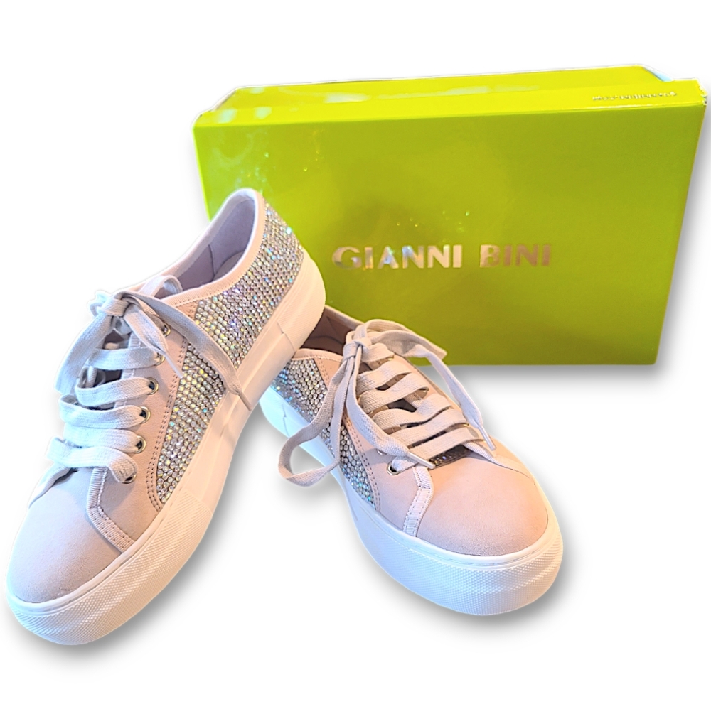NWT Gianni Bini Women's Rhinestone Sneakers Zennaa Blush Pink Size 7